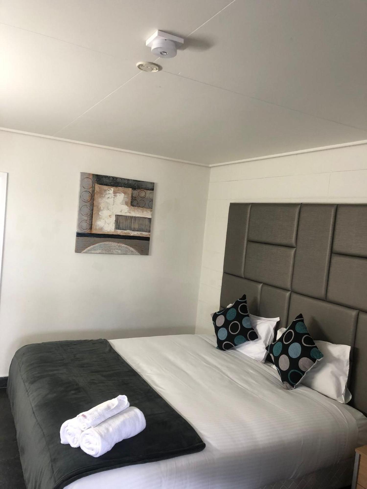 Gladstone Cbd Motel Экстерьер фото