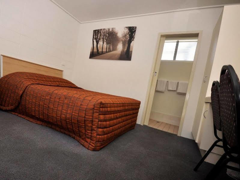 Gladstone Cbd Motel Экстерьер фото